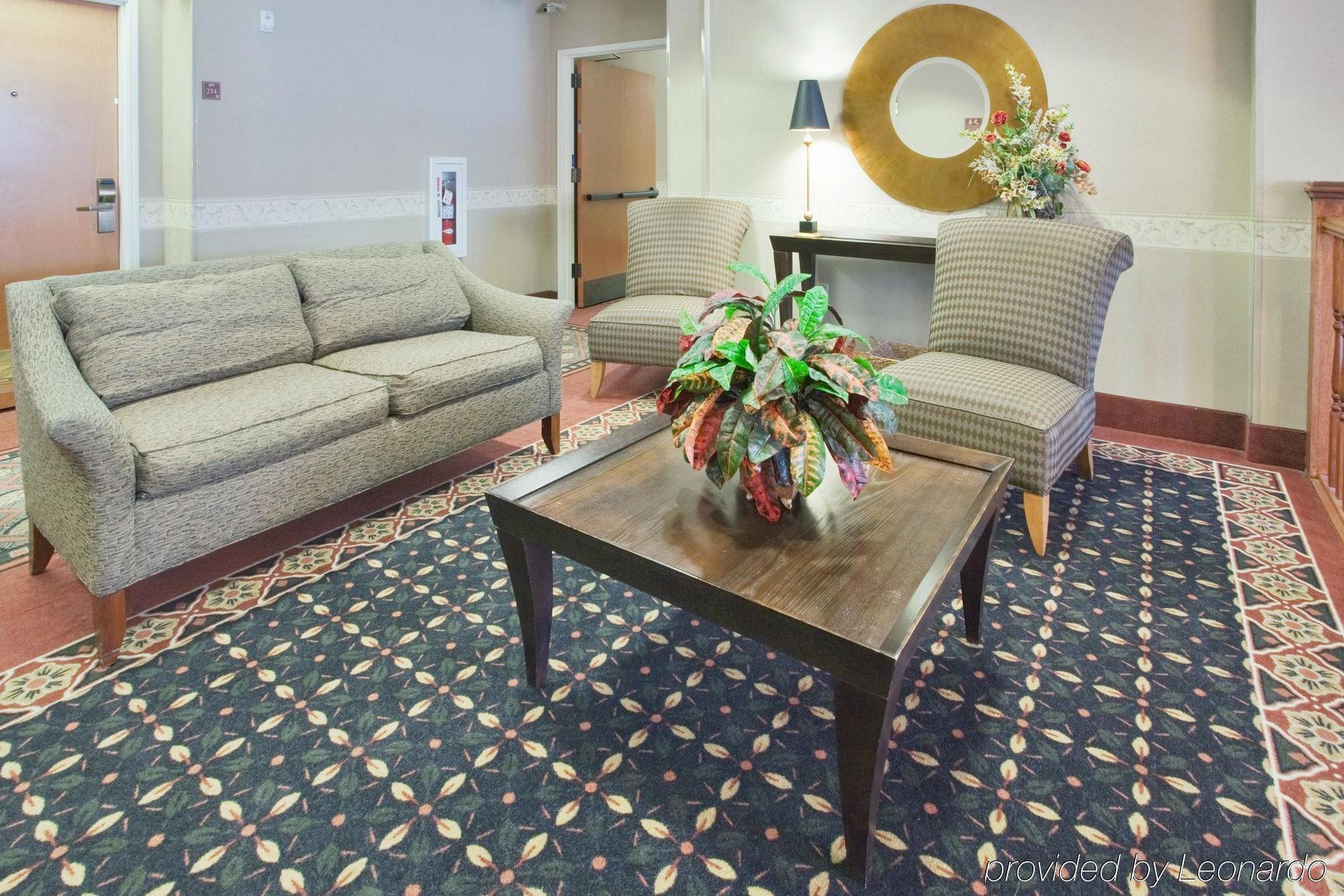 Holiday Inn Express Hotel & Suites Laurinburg By Ihg Interior foto