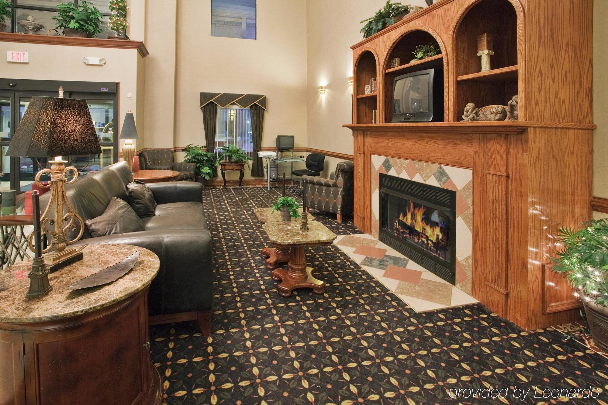 Holiday Inn Express Hotel & Suites Laurinburg By Ihg Interior foto